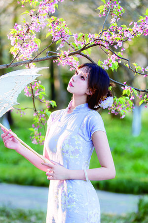 成年免费视频暖暖在线
