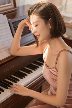 93版查泰莱夫未删减电影