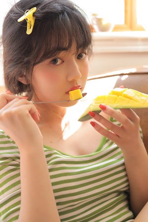 狂C亲女含苞欲H