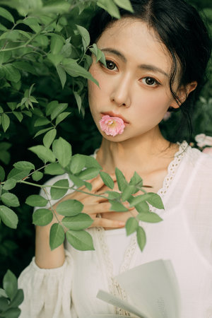 沦为性玩物的s大校花男友