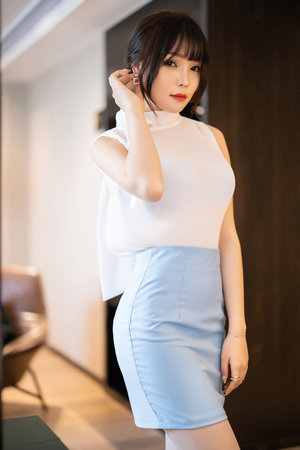 绿色睡裙爆乳视频在线