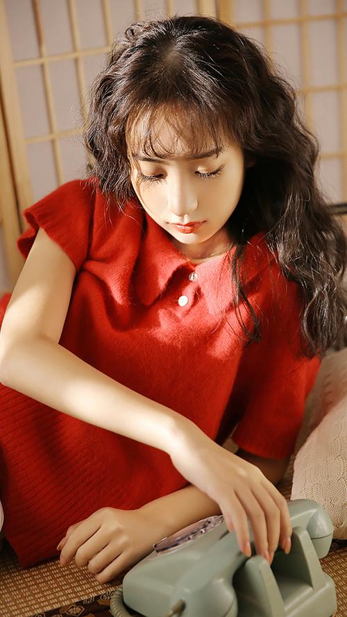 丰满少妇正在播放