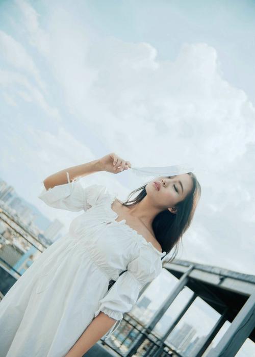 裸身裸乳美女无内裤无遮挡