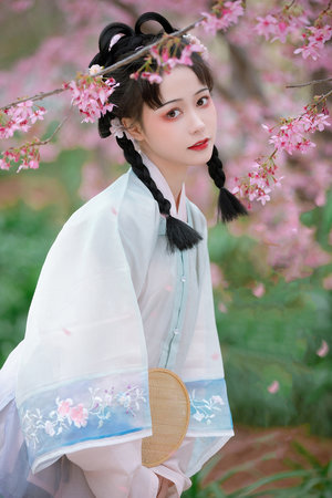和丈夫窗帘按摩师精油