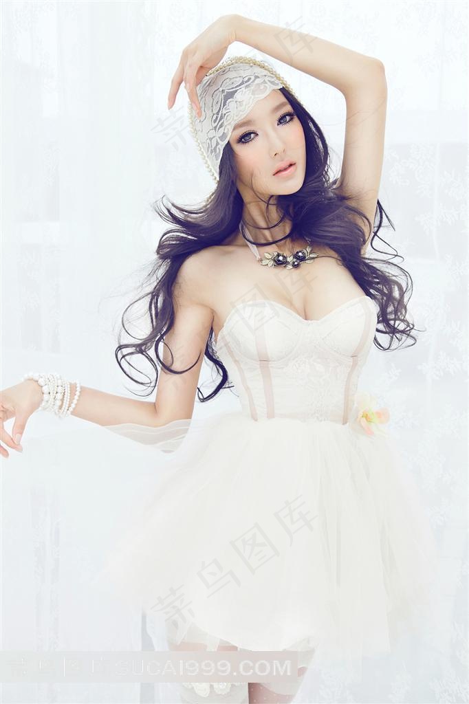 强3d女角色自由的游戏中文