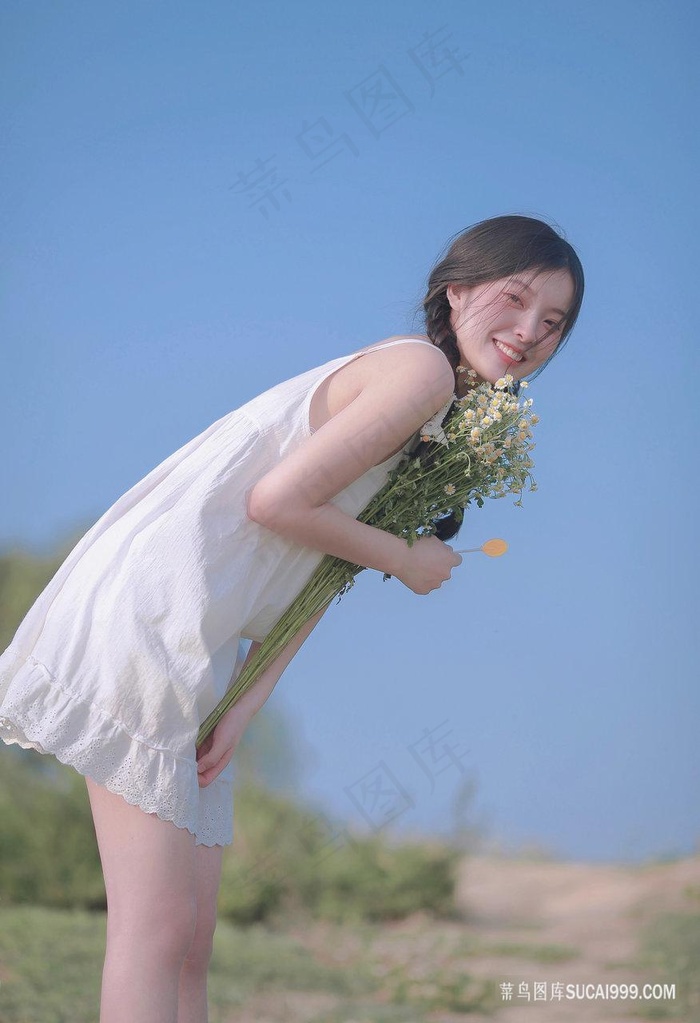 男女一边摸一揉很爽下面会变大吗