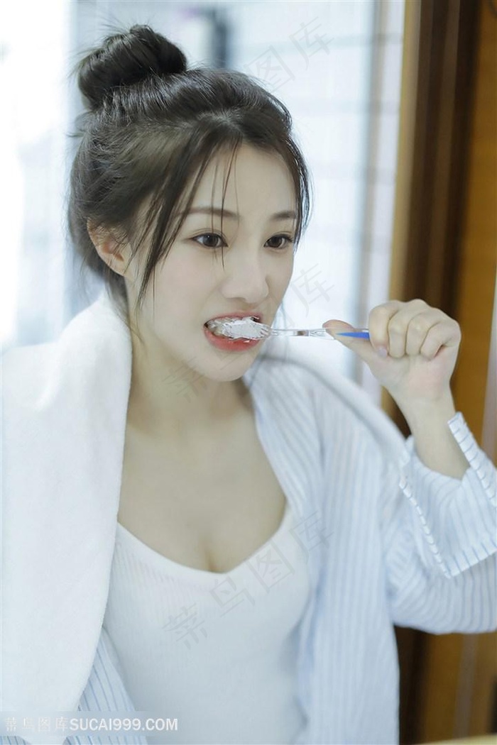 在小小的花蕾深处XL樱花翻译